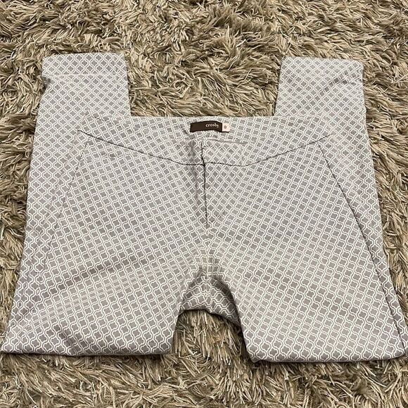 CROSBY Size 8 Pants. Gray and White Stretch - Picture 2 of 6